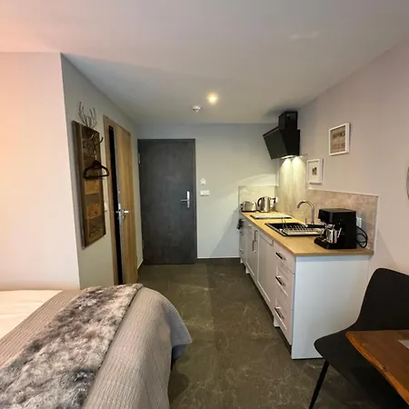 Framptons Luxury - Dla Doroslych I Dzieci 12 - Adults And Children 12 Aparthotel 4*